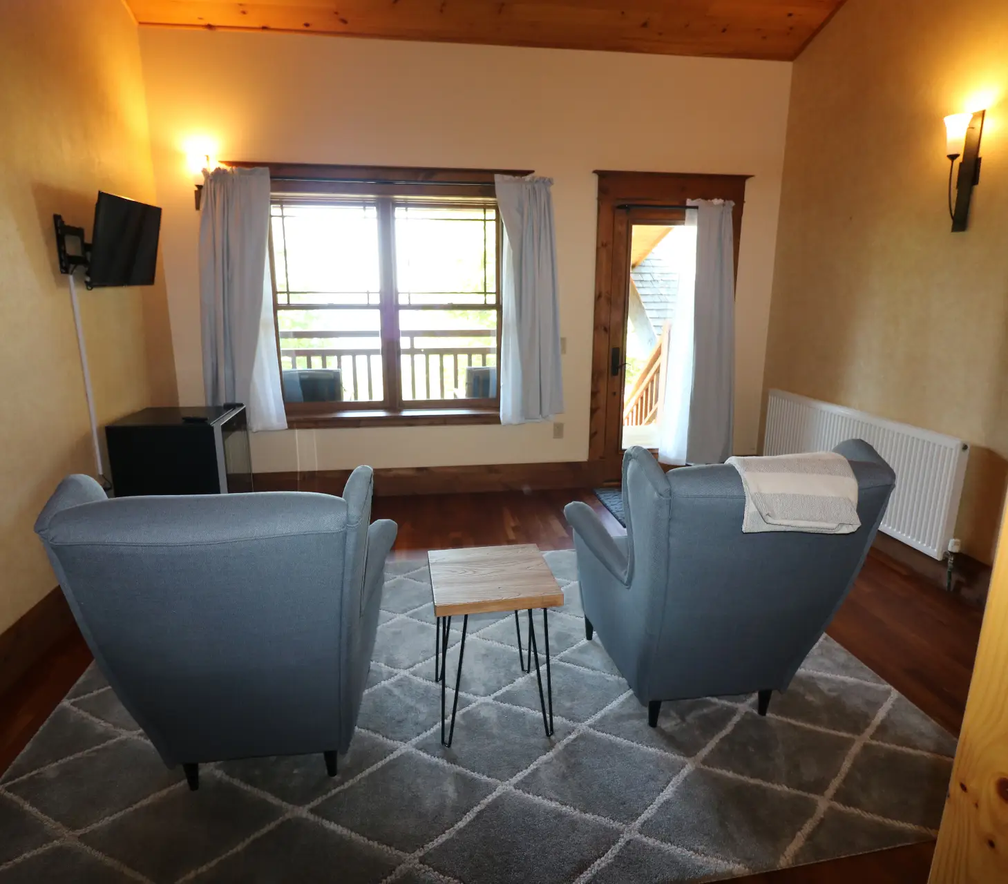 Cove Suite