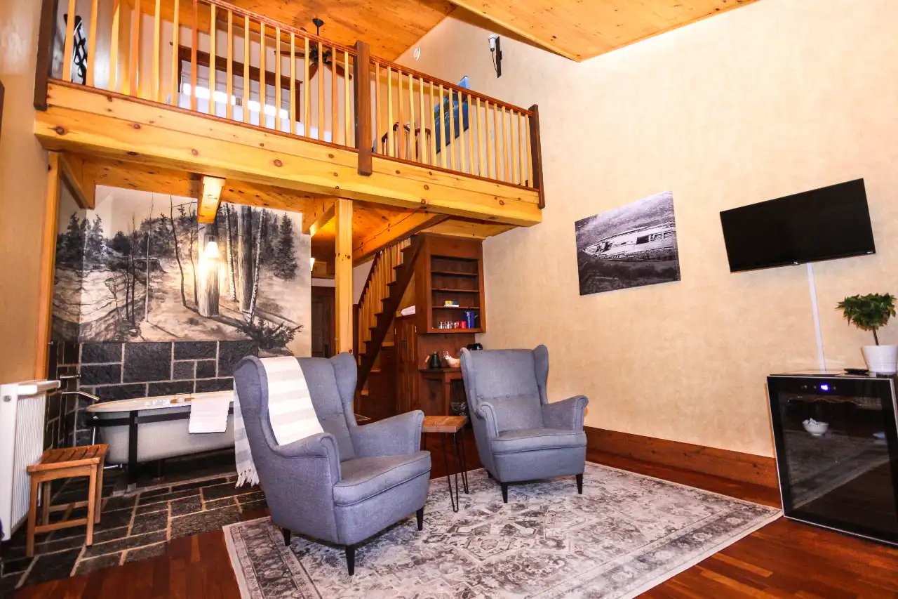 Cove Suite